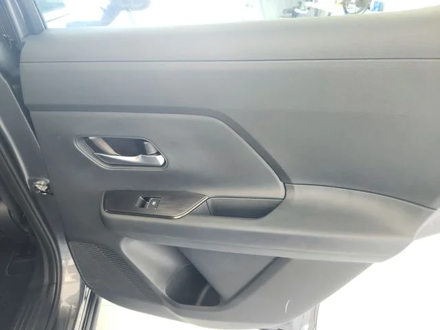 2026 Nissan KICKS SR - Photo 37