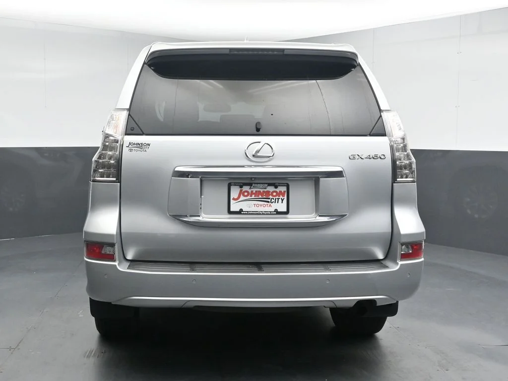 Used 2019 Silver Lexus 460 image 6