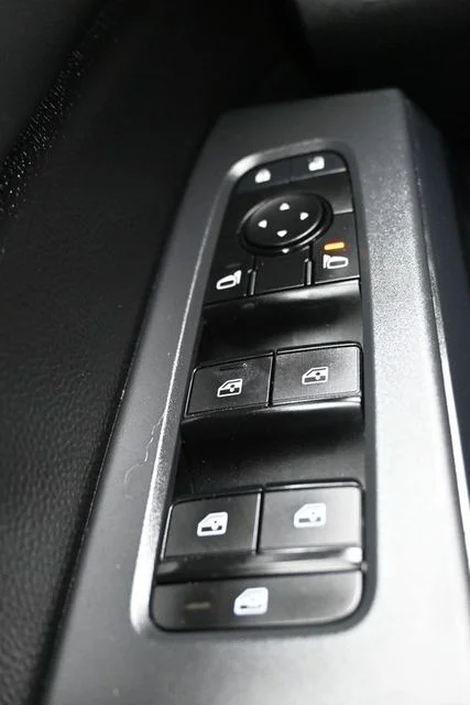 Used 2024 Blue Nissan SV image 28