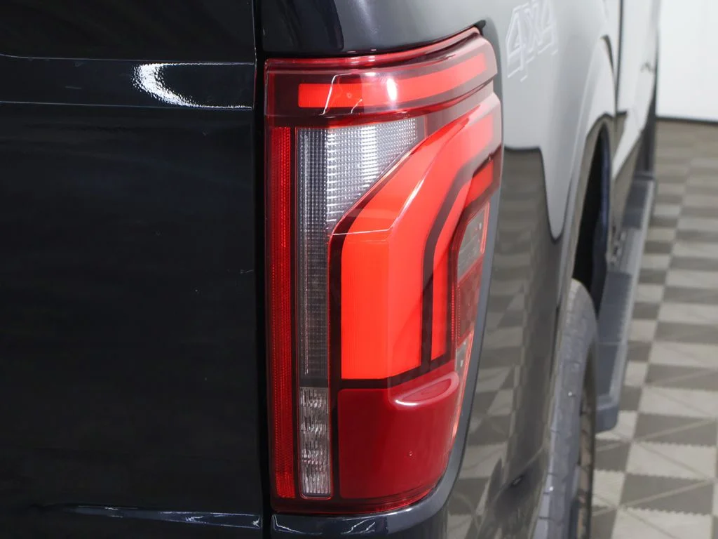 Used 2024 Agate Black Metallic Ford Lariat image 21