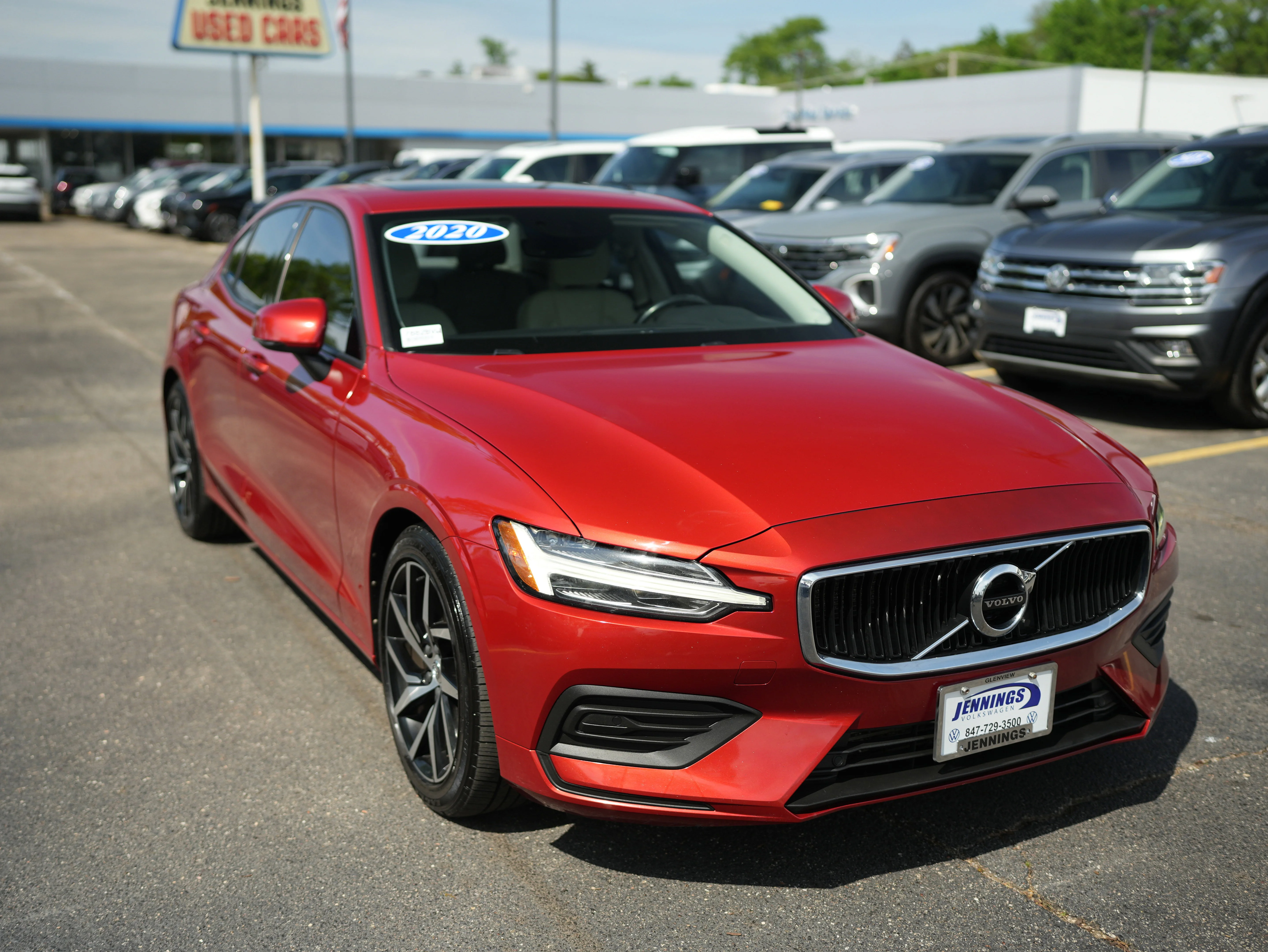 2020 Volvo S60 T6 Momentum AWD's photo