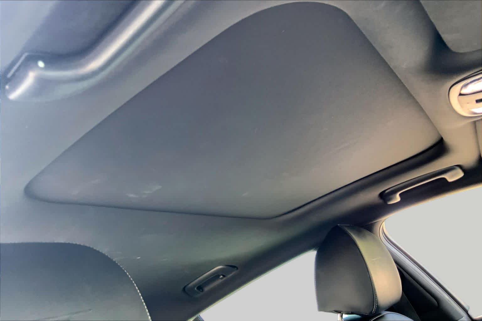 Used 2021 Snow White Pearl Kia GT2 image 13
