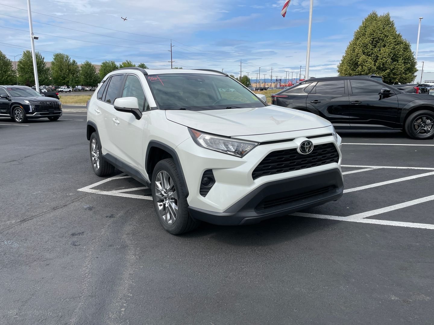 2021 Toyota RAV4 XLE Premium AWD's photo