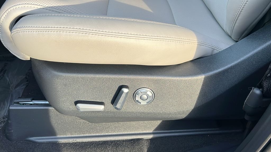 2026 Lincoln Navigator Reserve L - Photo 12