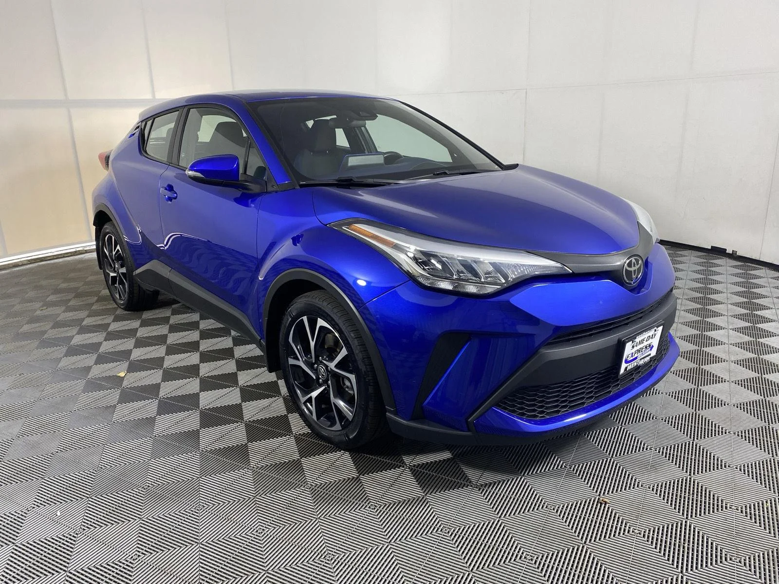 Used 2021 Blue Eclipse Metallic Toyota XLE image 10