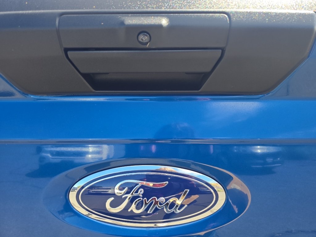 Used 2023 Blue Ford XLT image 7