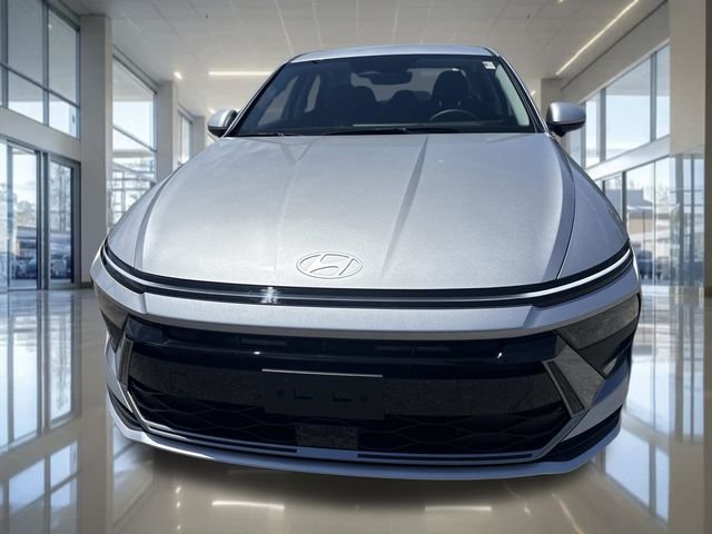 2025 Hyundai Sonata SE - Photo 10