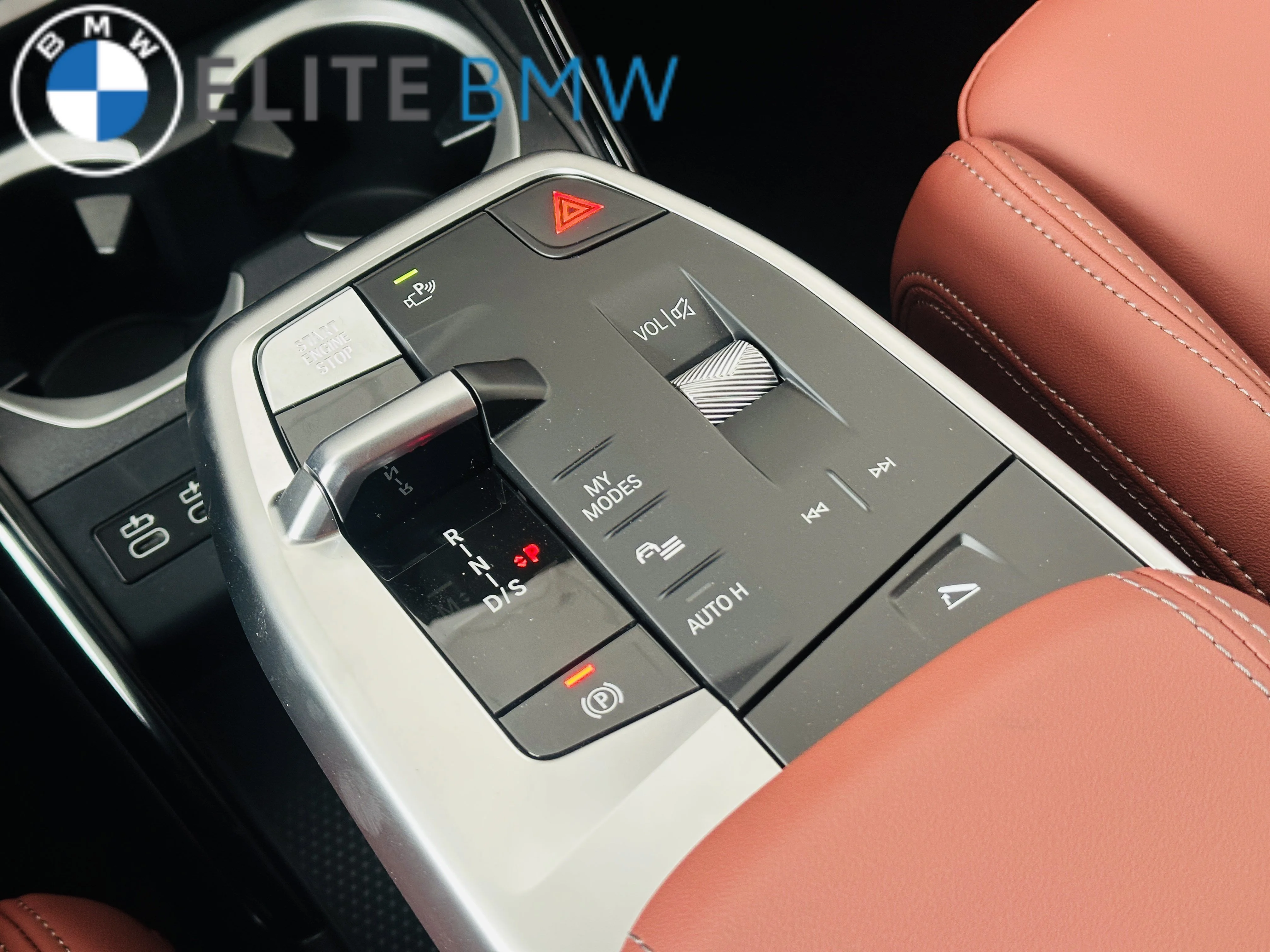 Used 2026 Alpine White Non-Metallic BMW xDrive28i image 20