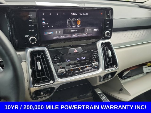 Used 2021 White Kia SX-Prestige image 18