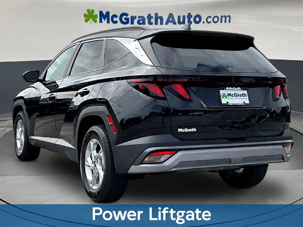 Certified Used 2024 Black Hyundai SEL image 5