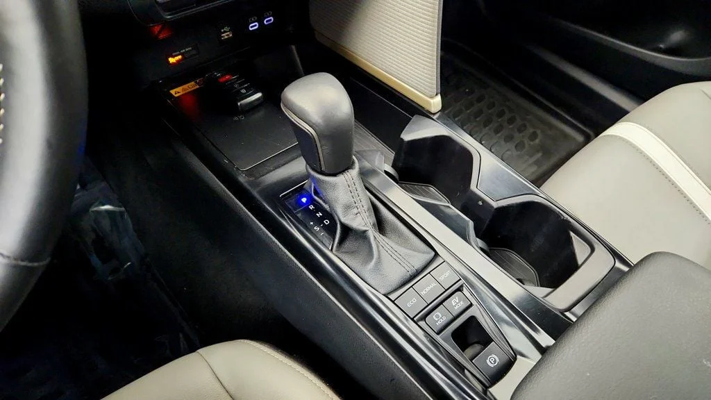 Used 2025 Heavy Metal Toyota SE w/ Power Moonroof, Cold Weather Pkg & Convenience Pkg image 17