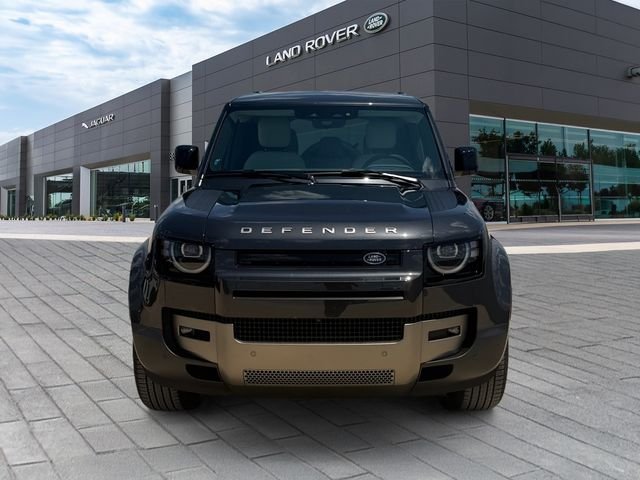 New 2026 Carpathian Grey Land Rover S image 8