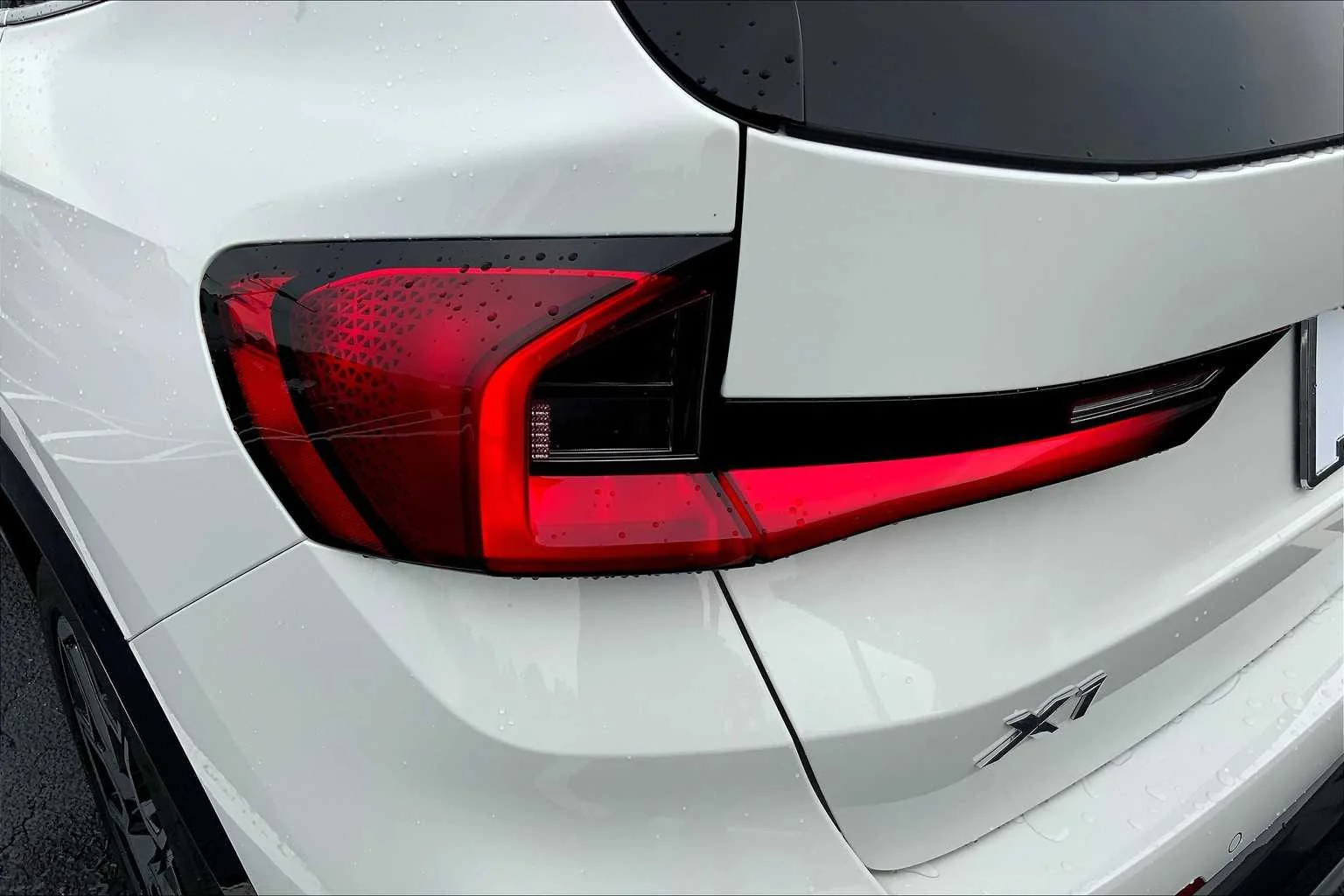 2025 BMW X1 28i - Photo 15
