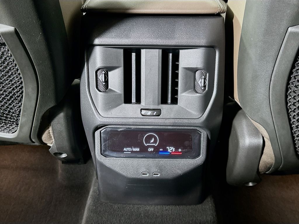 2025 BMW X3 30 - Photo 24