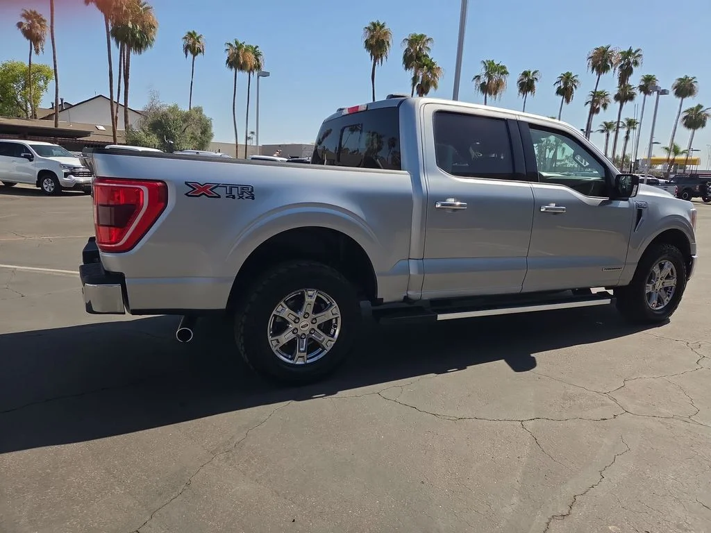 Used 2023 Gray Ford XLT image 6