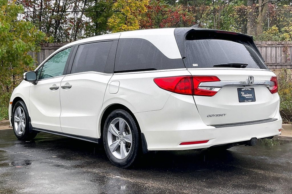 Used 2019  Honda EX image 10