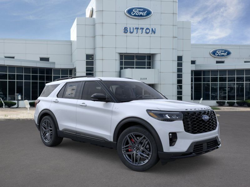 New 2026 Space White Metallic Ford ST-Line image 7