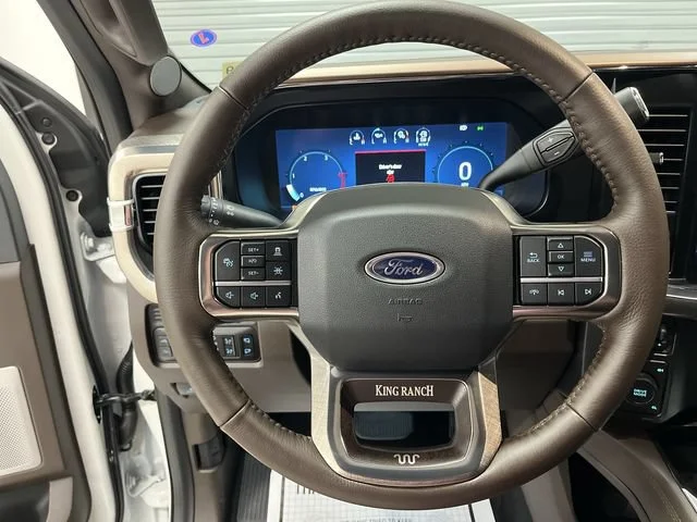 New 2026 Star White Metallic Tri-Coat Ford King Ranch image 17