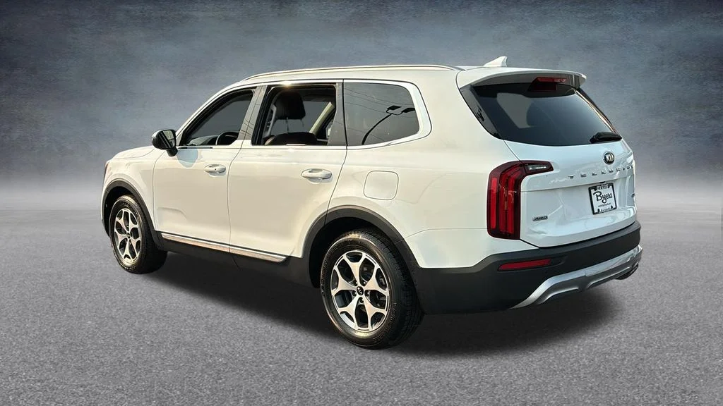 Used 2020 White Kia EX image 4