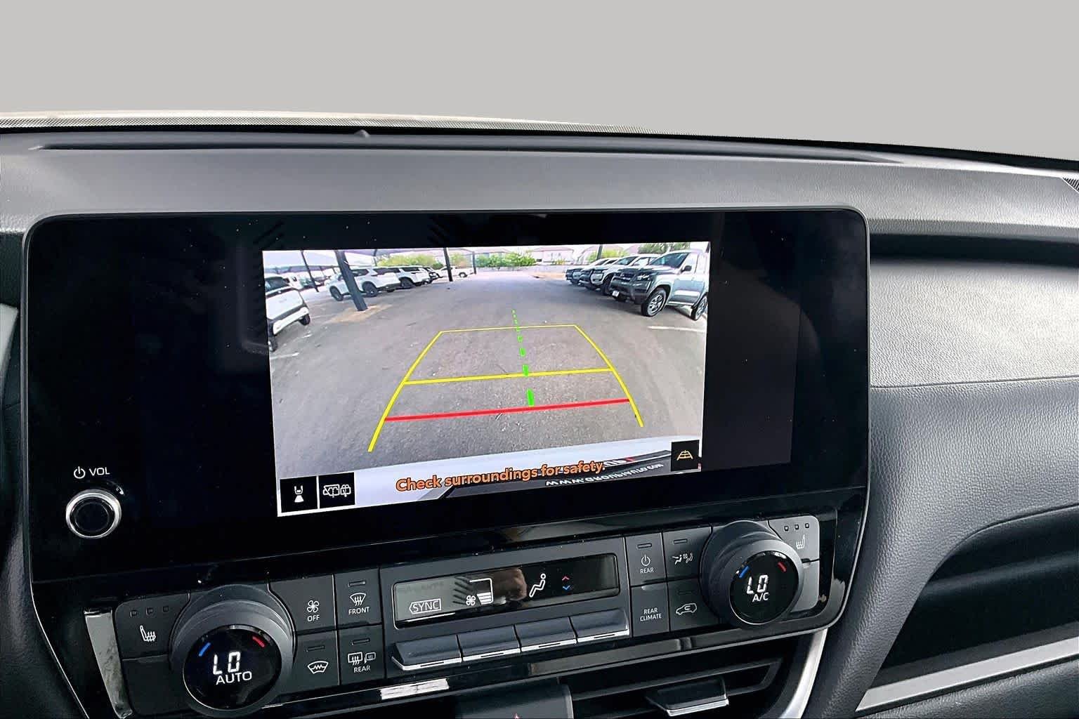 Used 2024 Wind Chill Pearl Toyota XLE image 26