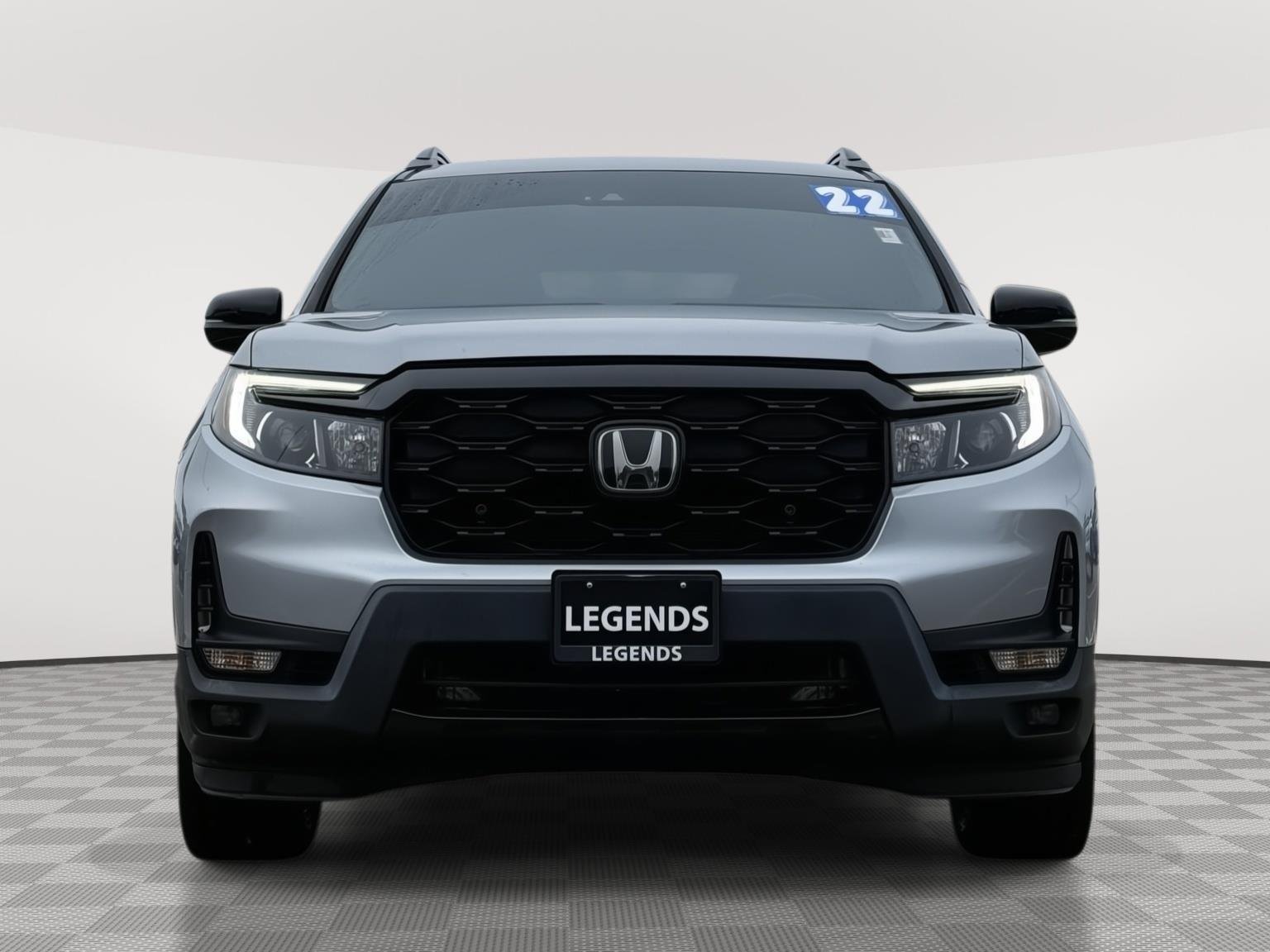 Certified 2022 Honda Passport Elite with VIN 5FNYF8H08NB008828 for sale in Kansas City