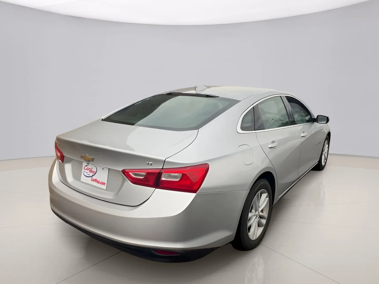 Used 2017 Silver Chevrolet 1LT image 5