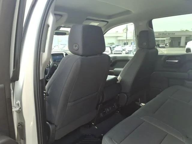 Used 2020 SILVER ICE METALLIC Chevrolet LT image 11