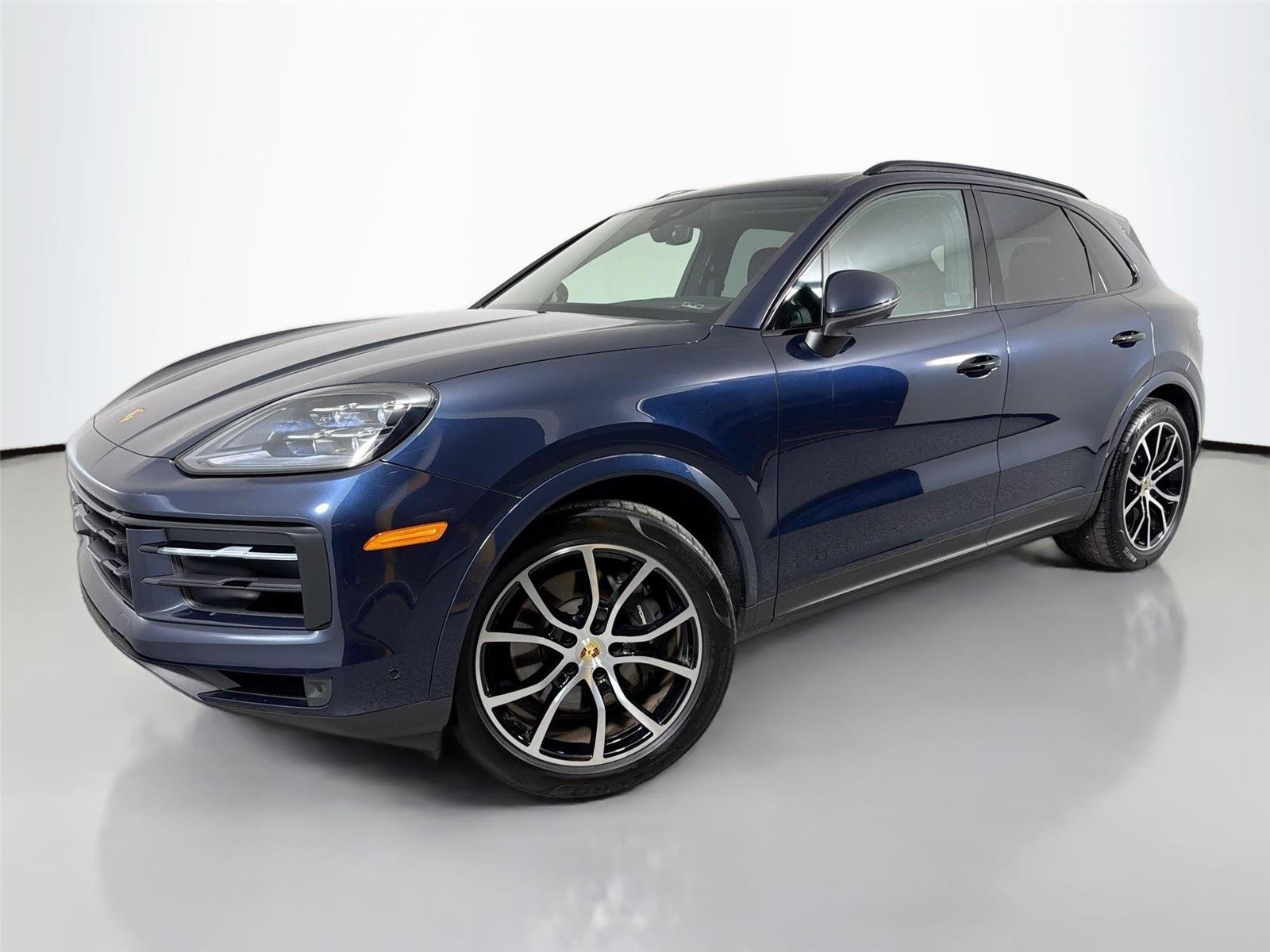 2024 Porsche Cayenne -'s photo