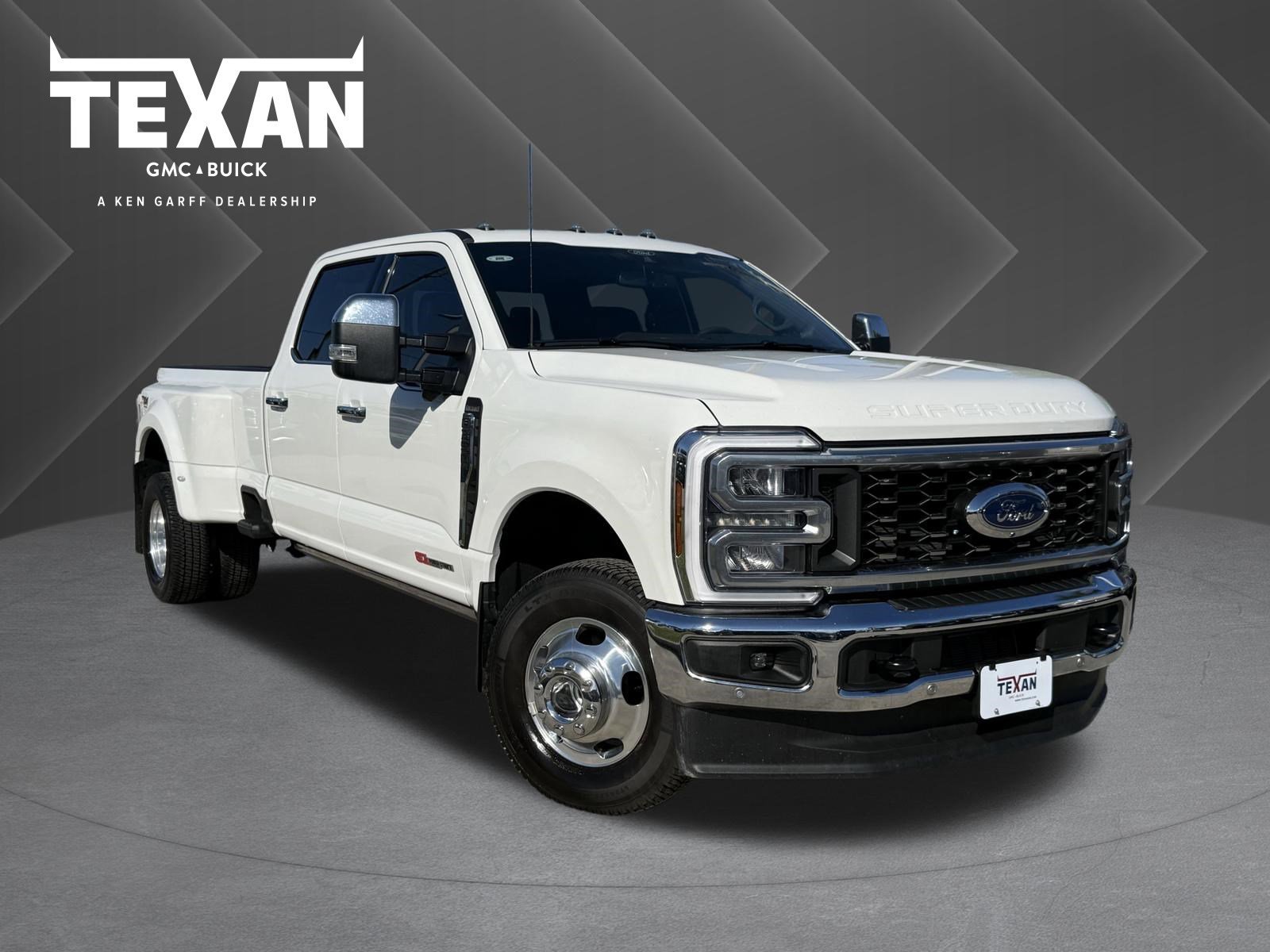 2026 Ford F-350 King Ranch 4x4 Crew Cab 8' Box DRW's photo