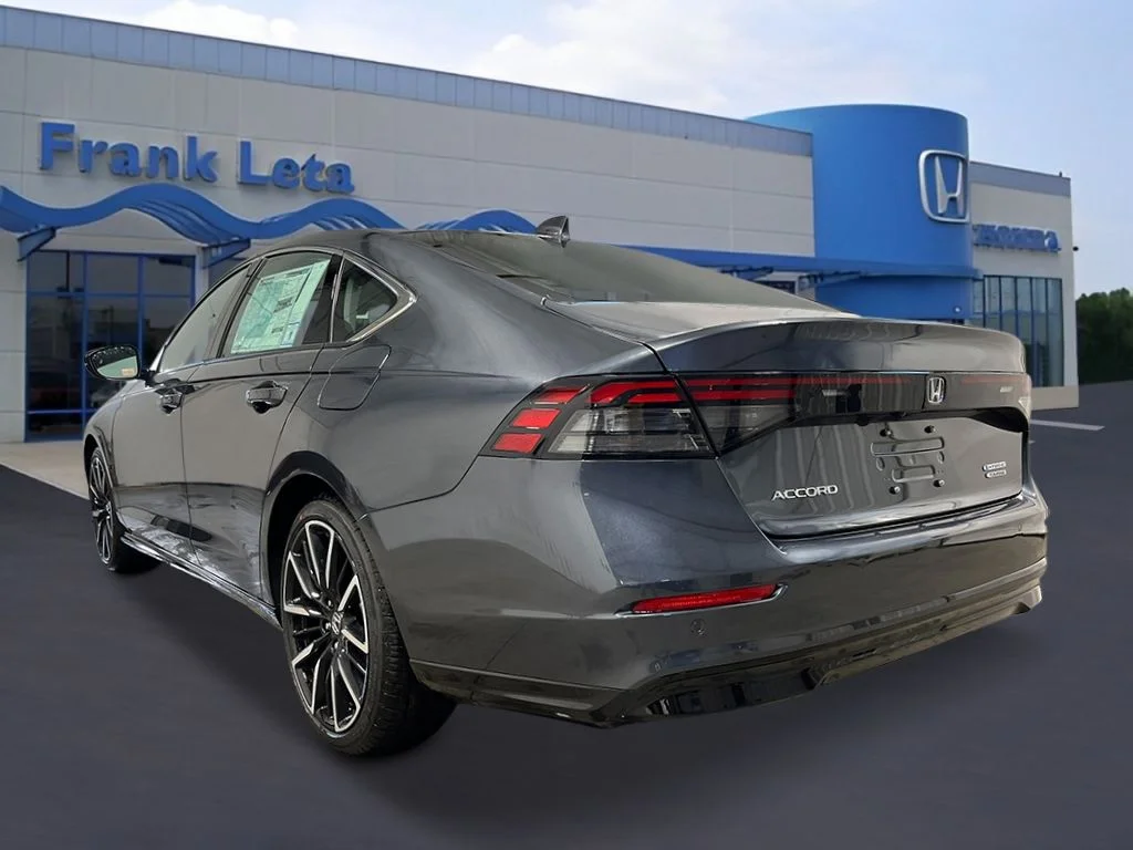 New 2026 Meteorite Gray Metallic Honda Touring image 3