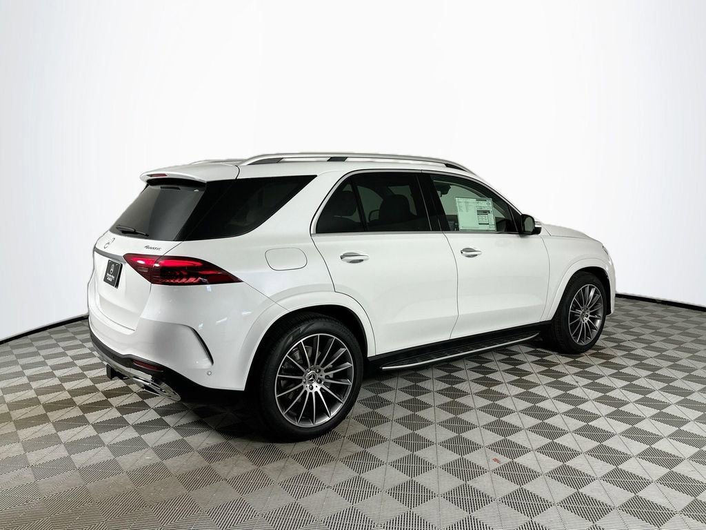 New 2026 MANUFAKTUR Moonlight White Metallic Mercedes-Benz GLE 450 image 41