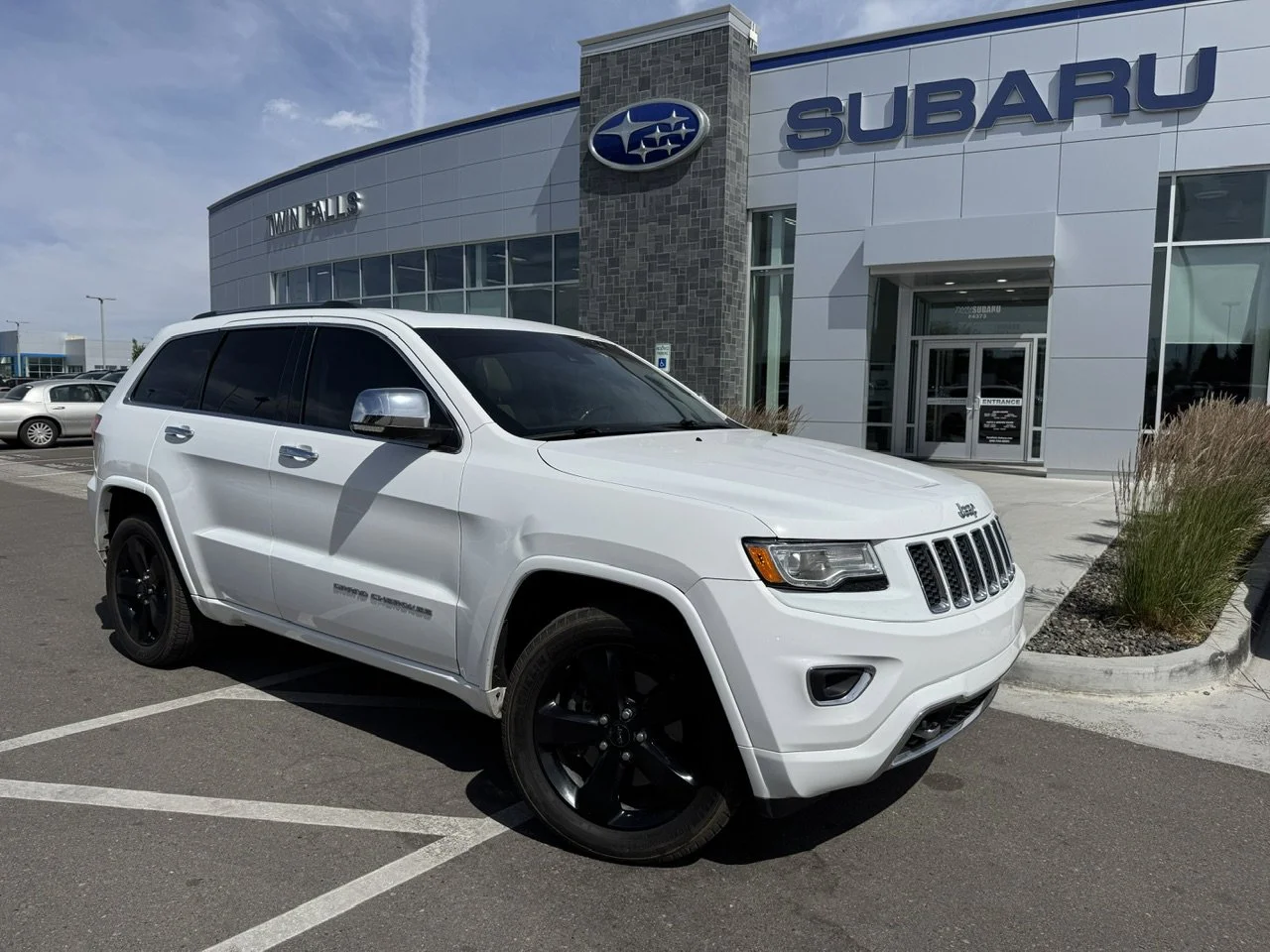 2015 Jeep Grand Cherokee Overland 4WD's photo