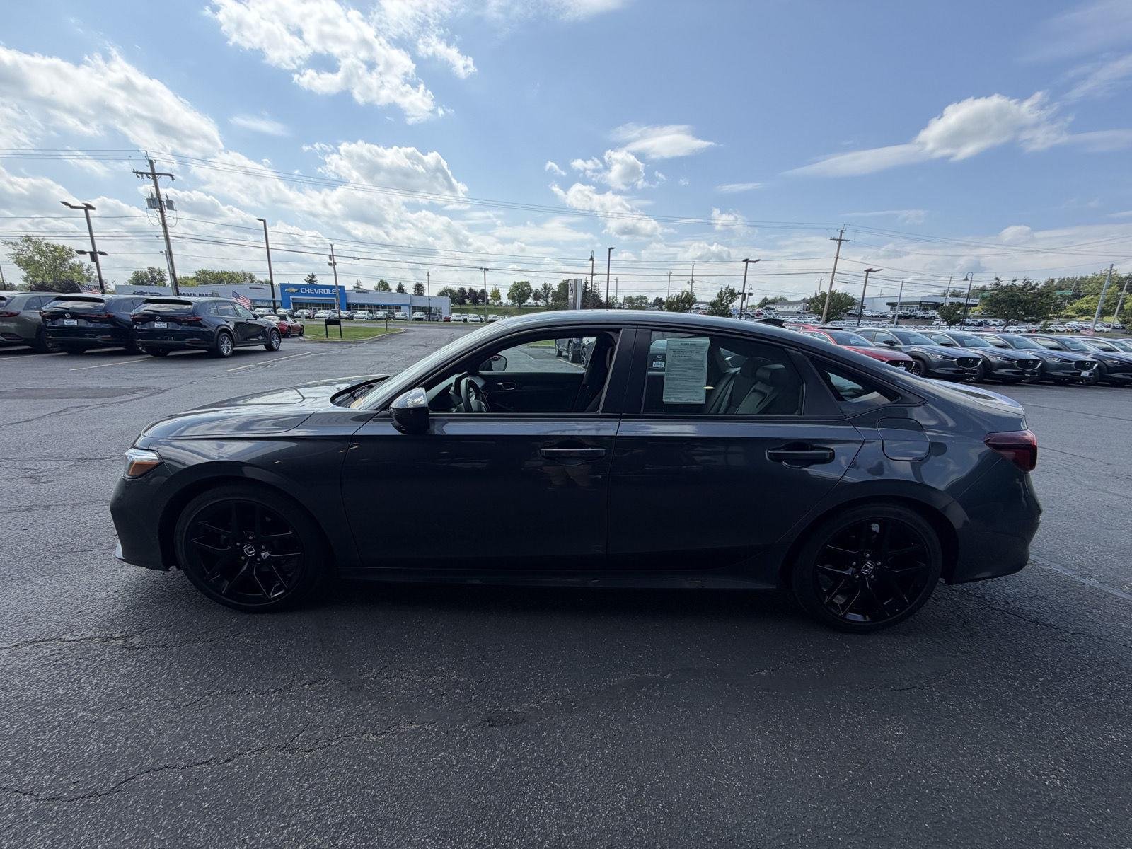 Used 2025 Meteorite Gray Metallic Honda Sport image 5