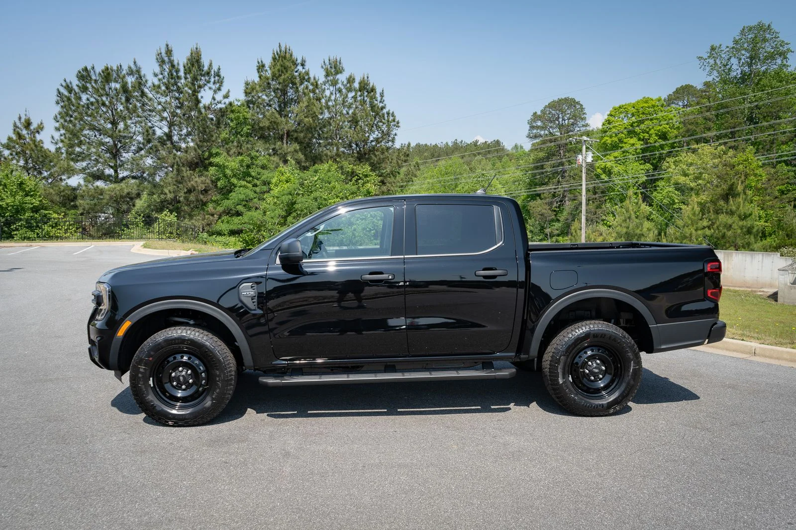 New 2026 Shadow Black Ford XL image 5
