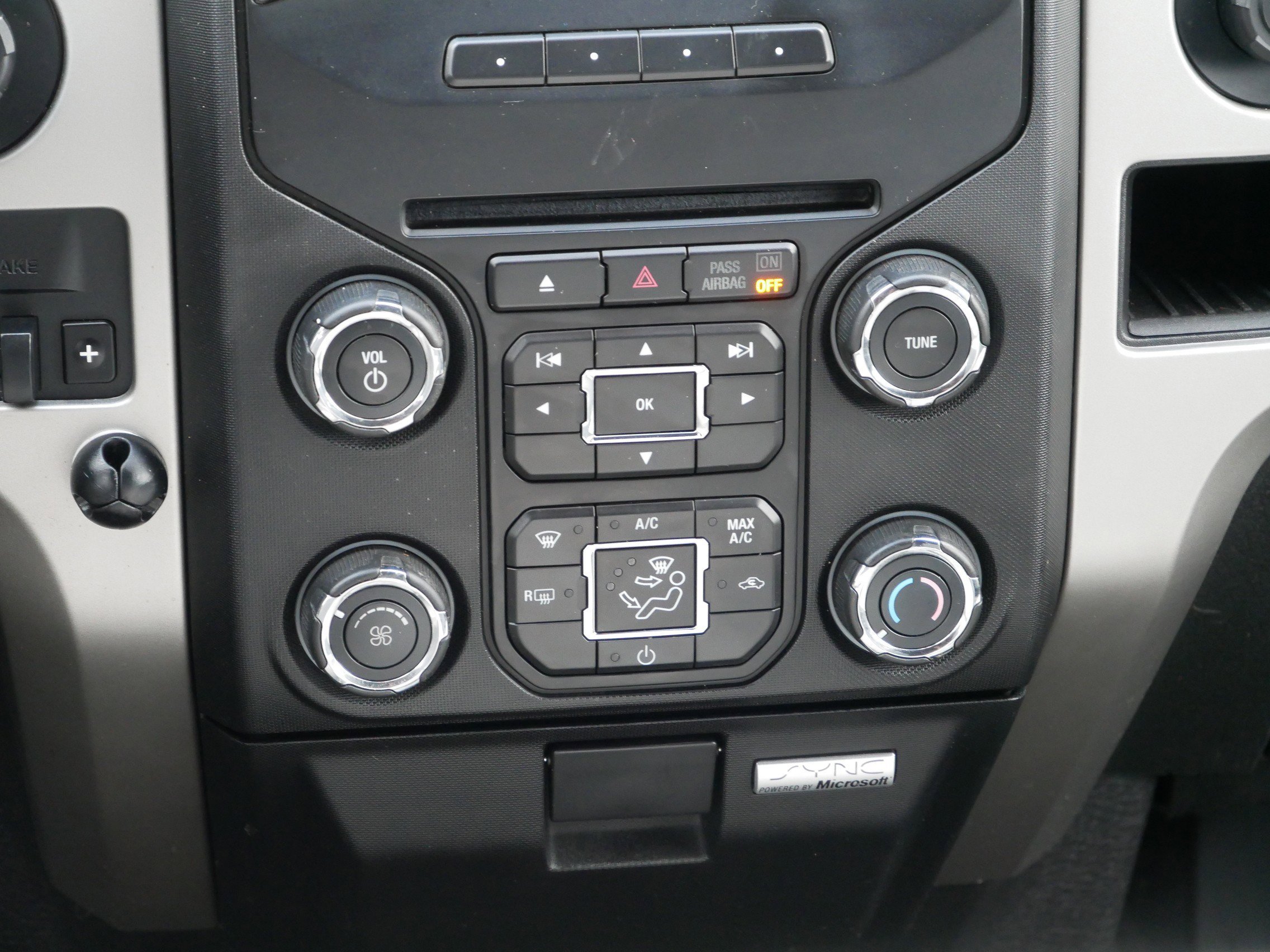Used 2014  Ford XLT image 15