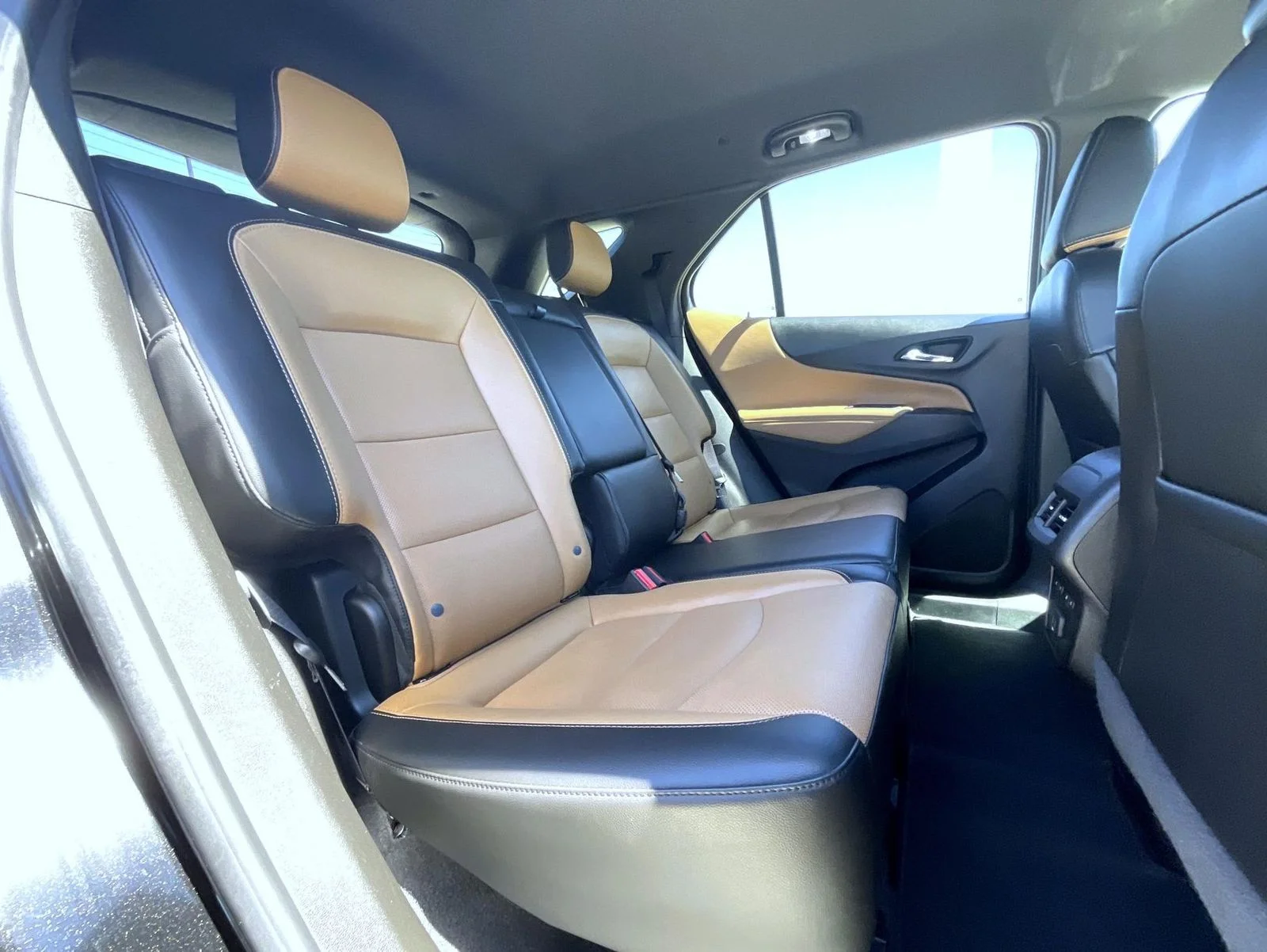 Used 2020 Black Chevrolet Premier image 20
