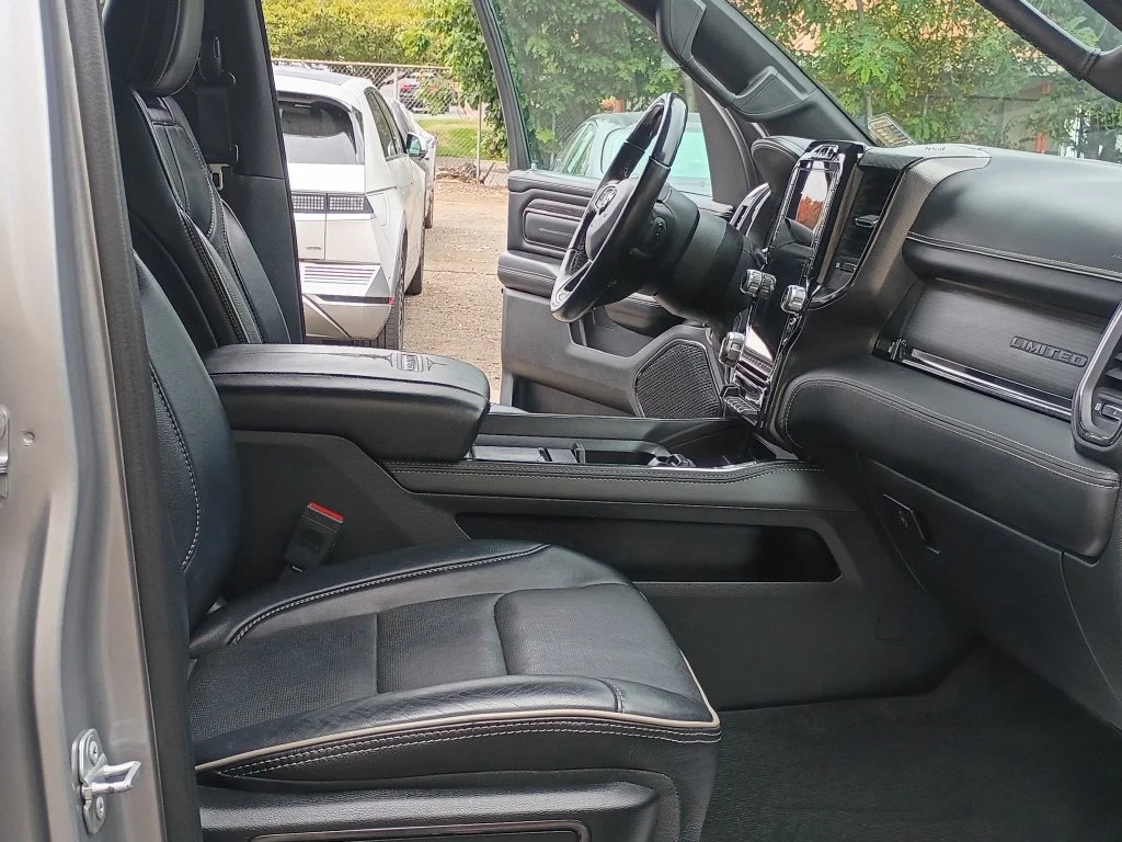Used 2022 Billet Silver Metallic Clearcoat Ram Limited image 18