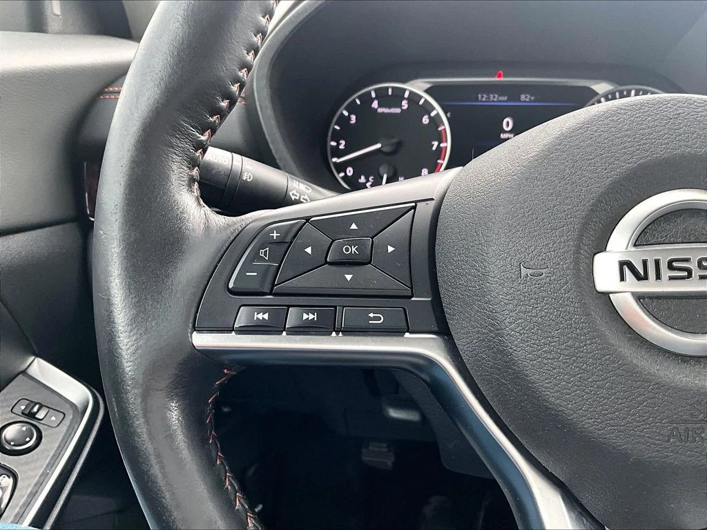Used 2022 Black Nissan SR image 19