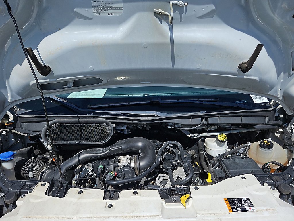 Used 2020 Oxford White Ford 350 XLT image 30