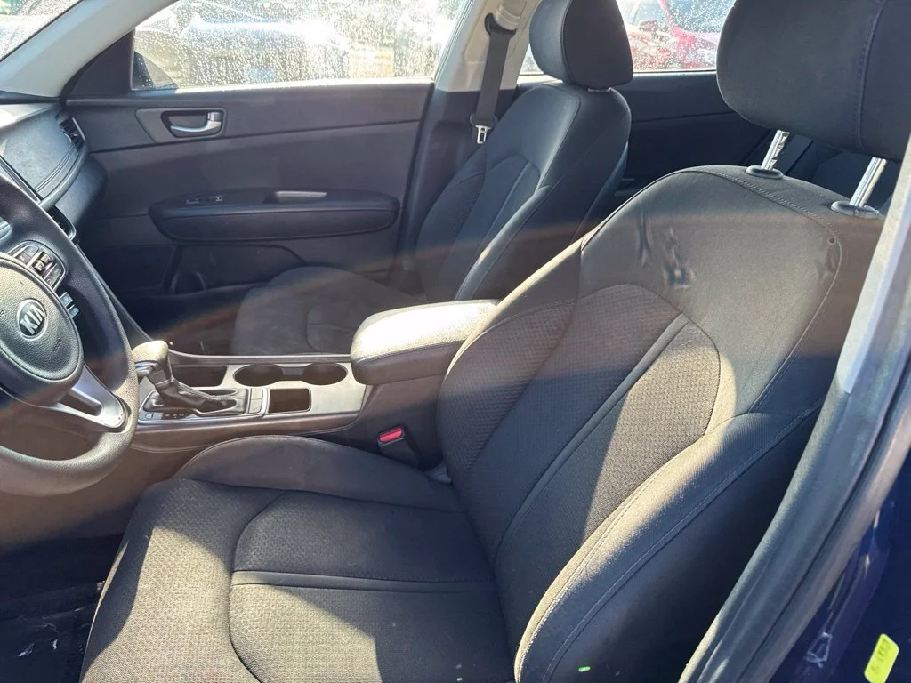 Used 2017 Horizon Blue Kia LX image 4