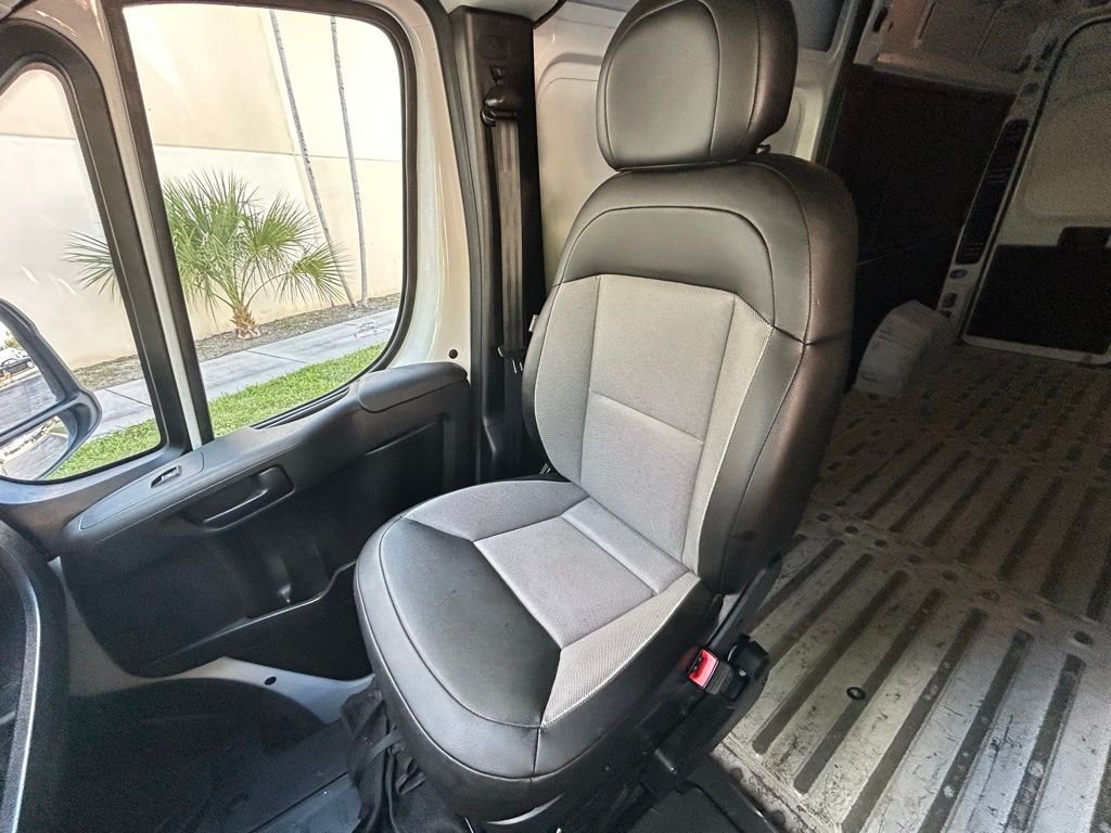 Used 2023 White Ram High Roof image 13