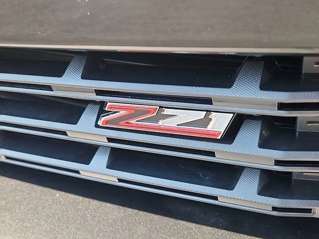 Certified Used 2020 SUMMIT WHITE Chevrolet LT Trail Boss image 30