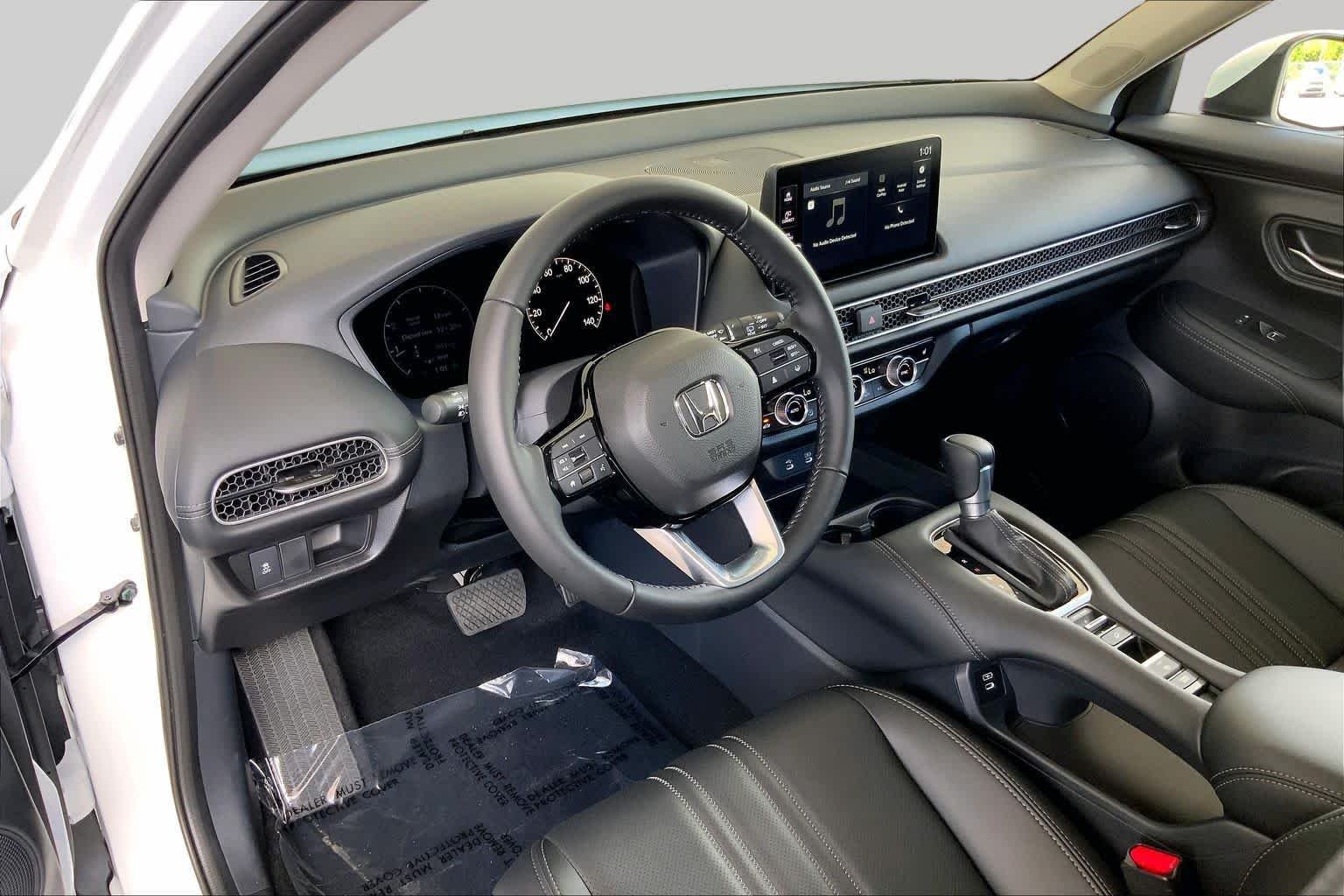 Used 2027 Platinum White Pearl Honda EX-L image 18