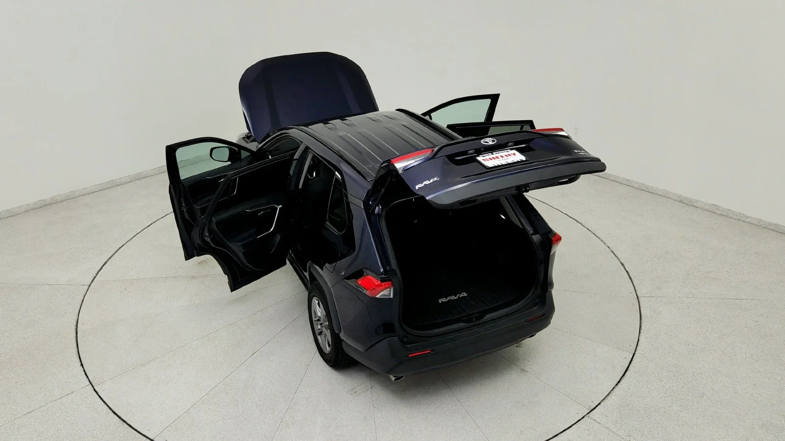 Used 2022  Toyota XLE image 23