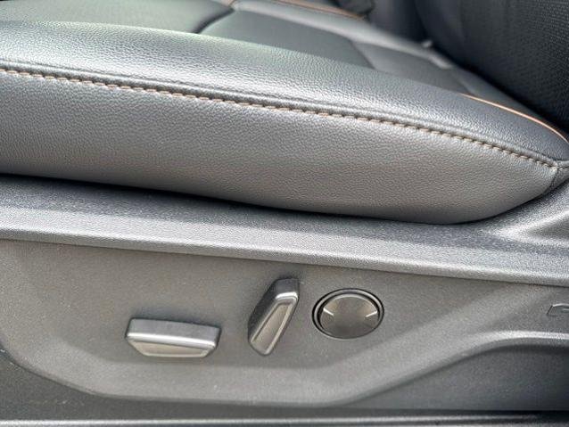 New 2026 Agate Black Metallic Ford Lariat image 48