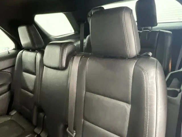 Used 2015 Silver Ford XLT image 6