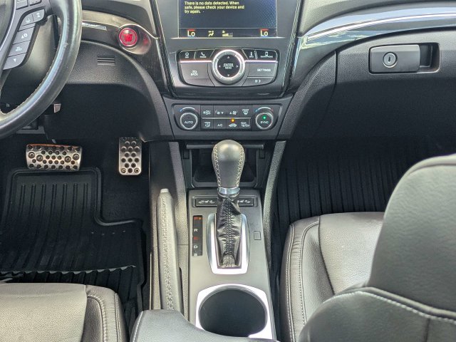 Used 2022 White Acura Premium and A-SPEC Packages image 17