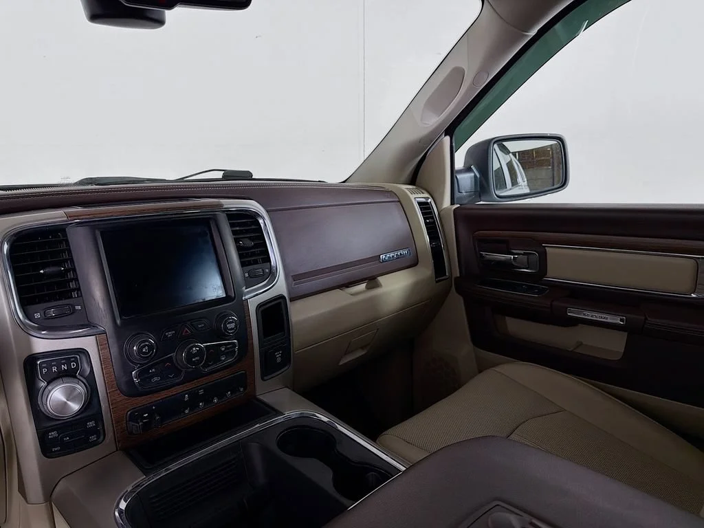 Used 2018  Ram Laramie image 22
