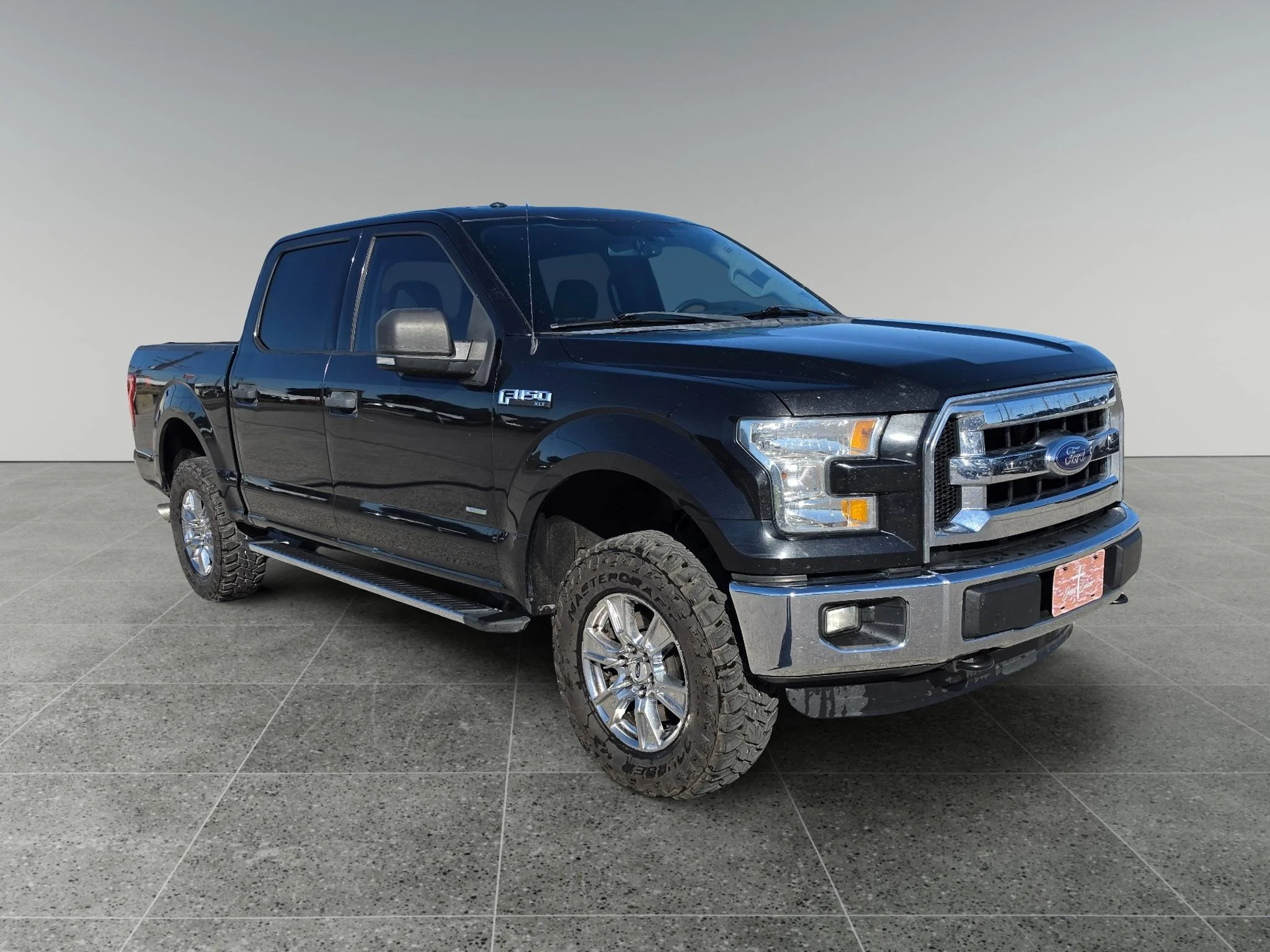 Used 2015 Tuxedo Black Metallic Ford XLT image 8
