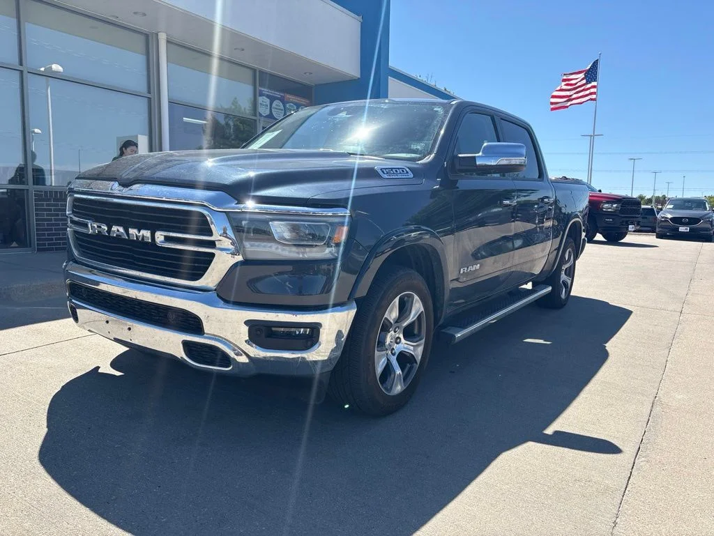 2021 RAM 1500 Laramie 4x4 Crew Cab 5'7's photo